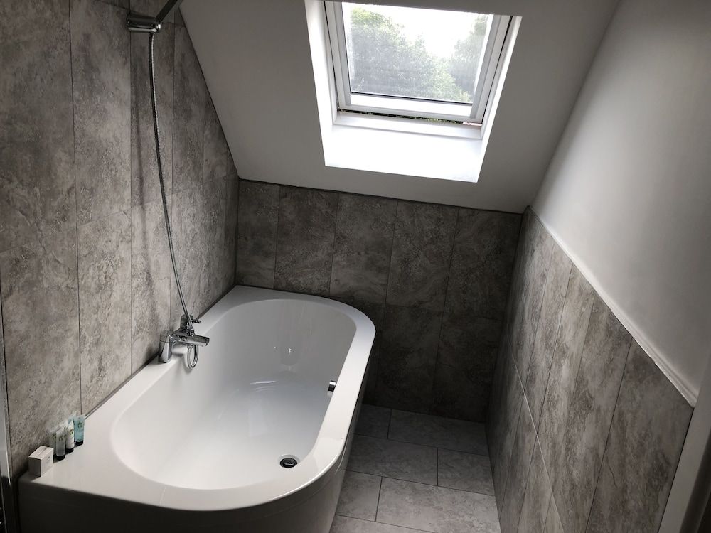 Hamilton Arms Apartment, Accessible, Ensuite (Single Storey) 13