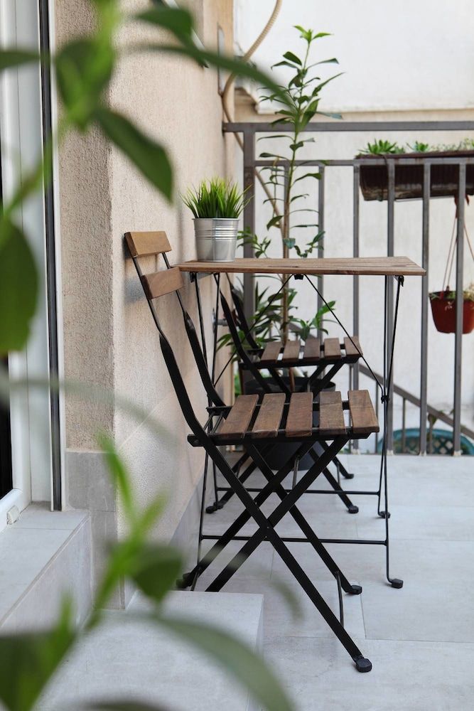 Temple Apartments Exclusive Studio, Terrace 4