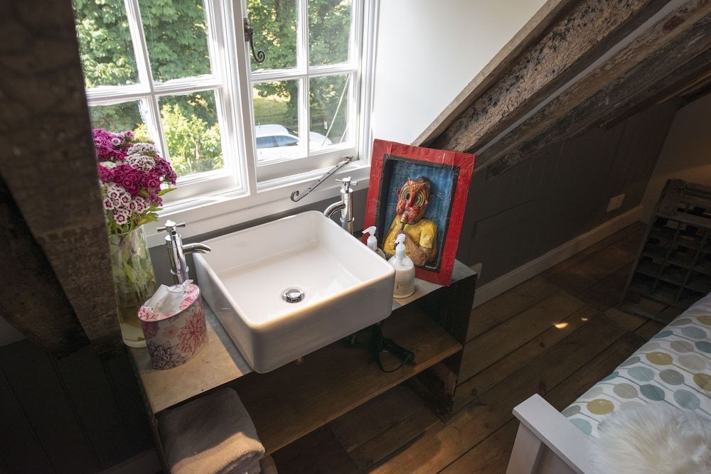 The Woolpack Inn Warehorne Suite, Ensuite (NIDDY) 8