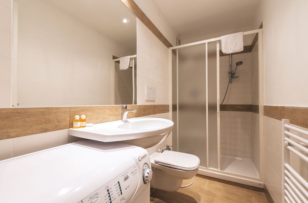 Monti Friendly Rome House Apartment, 2 Bedrooms 11