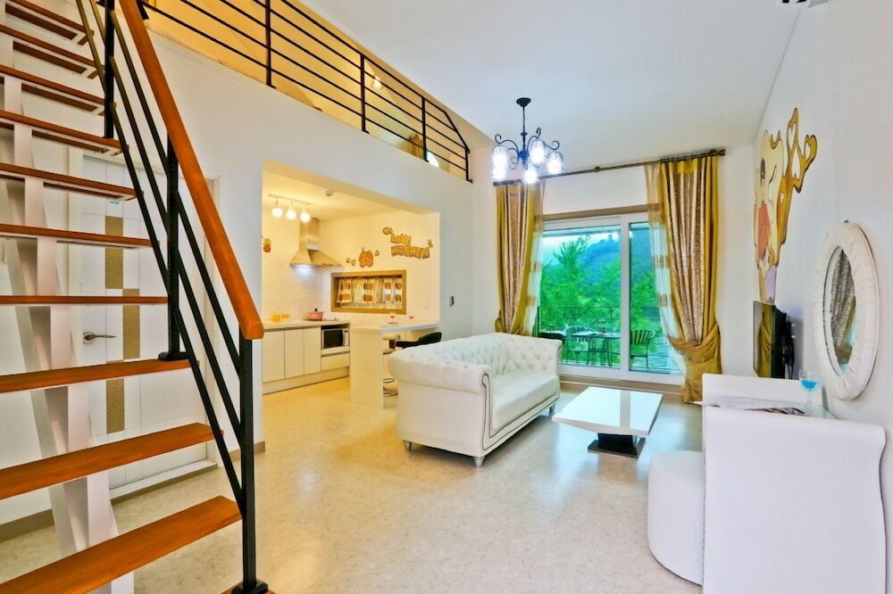 EOS Pension Room (Shaina206) 5