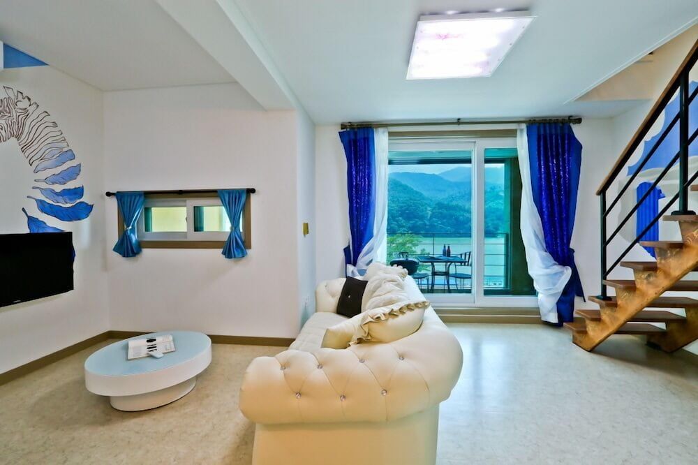 EOS Pension Room (Sebina205) 4