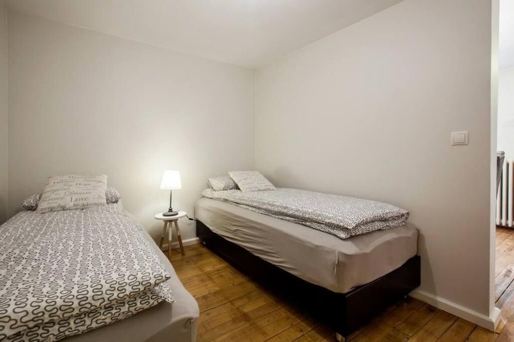 Grey Apartments Apartment, 1 Bedroom (104)