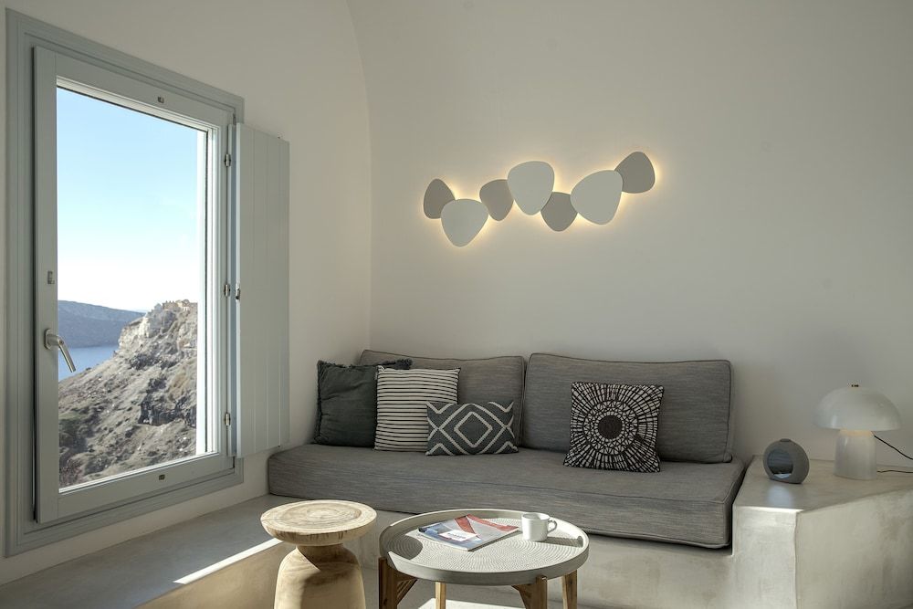 Big Blue Villa by Caldera Houses House 12