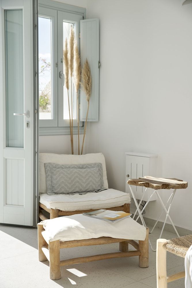 Big Blue Villa by Caldera Houses House 40