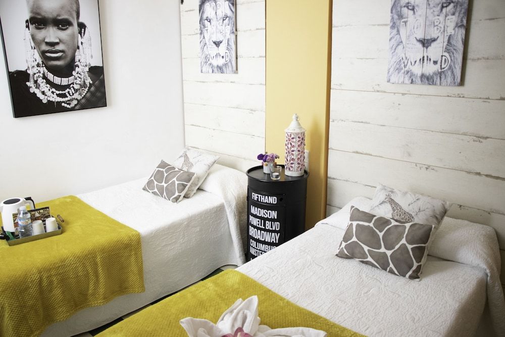 Hostal La Fonda Double Room, Private Bathroom 29