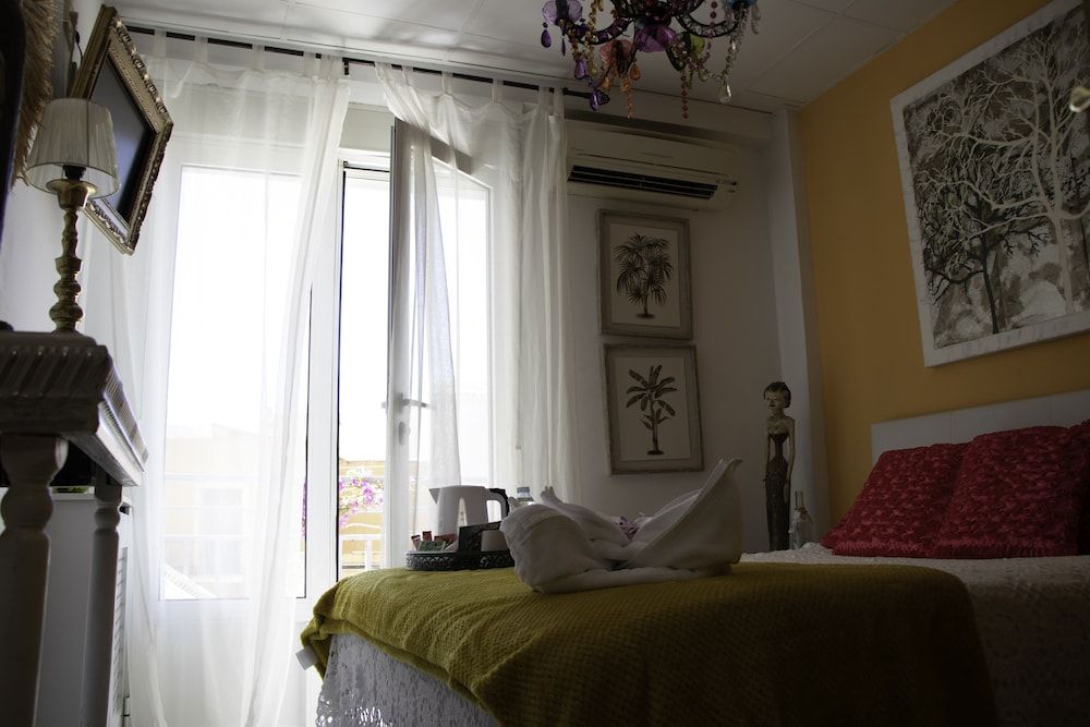 Hostal La Fonda Double Room, Private Bathroom 31