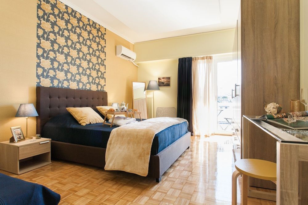 undefined Big Central Metro Station Apartment 2 8