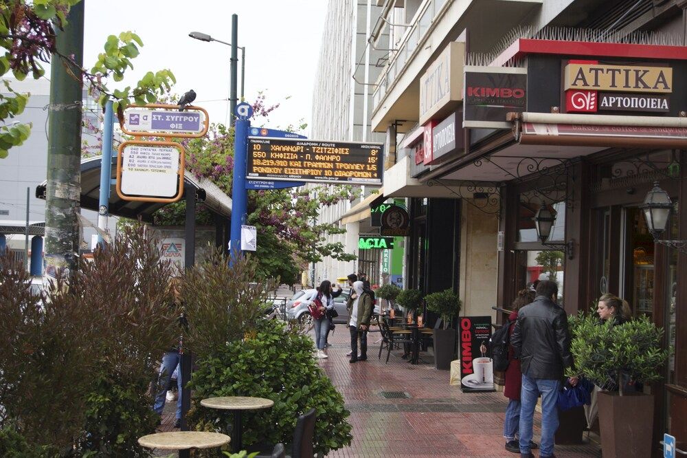 undefined Big Central Metro Station Apartment 2 3