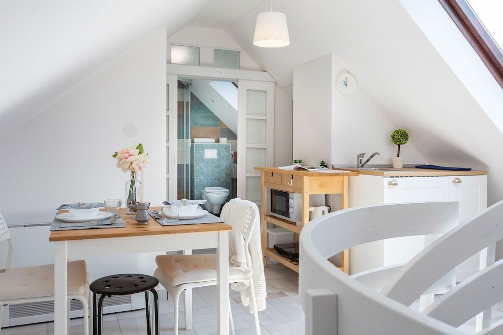 undefined Newly Refurbished Loft Near City Center