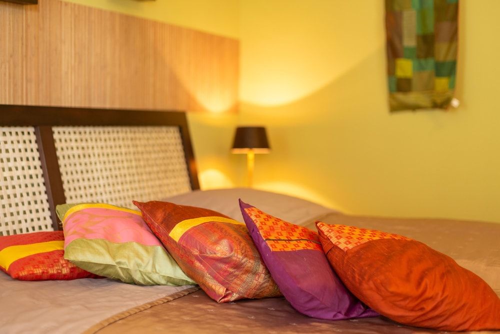 The Rooms Bed & Breakfast Design Room, 1 King Bed, Bathtub (Relaxation) 2