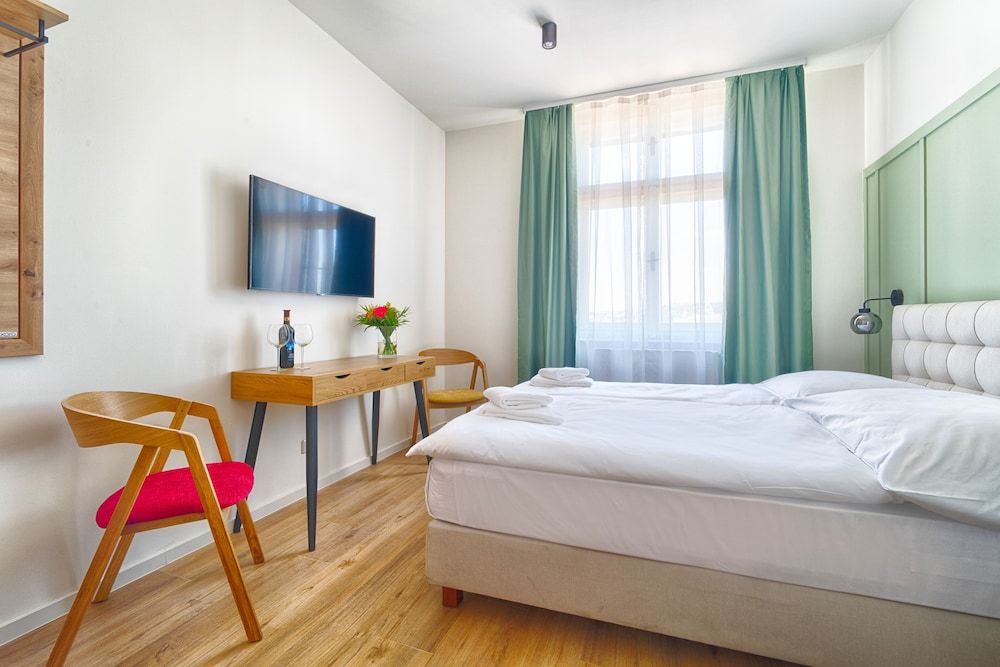 undefined LUMA TERRA PRAGUE 3