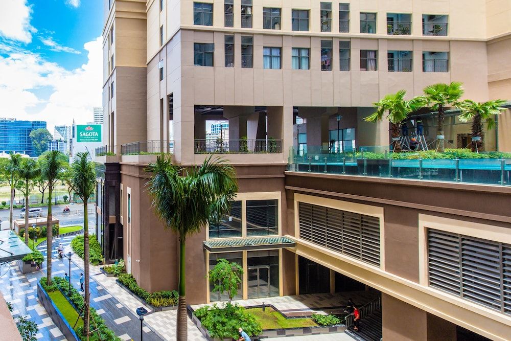 undefined Rose Home 8