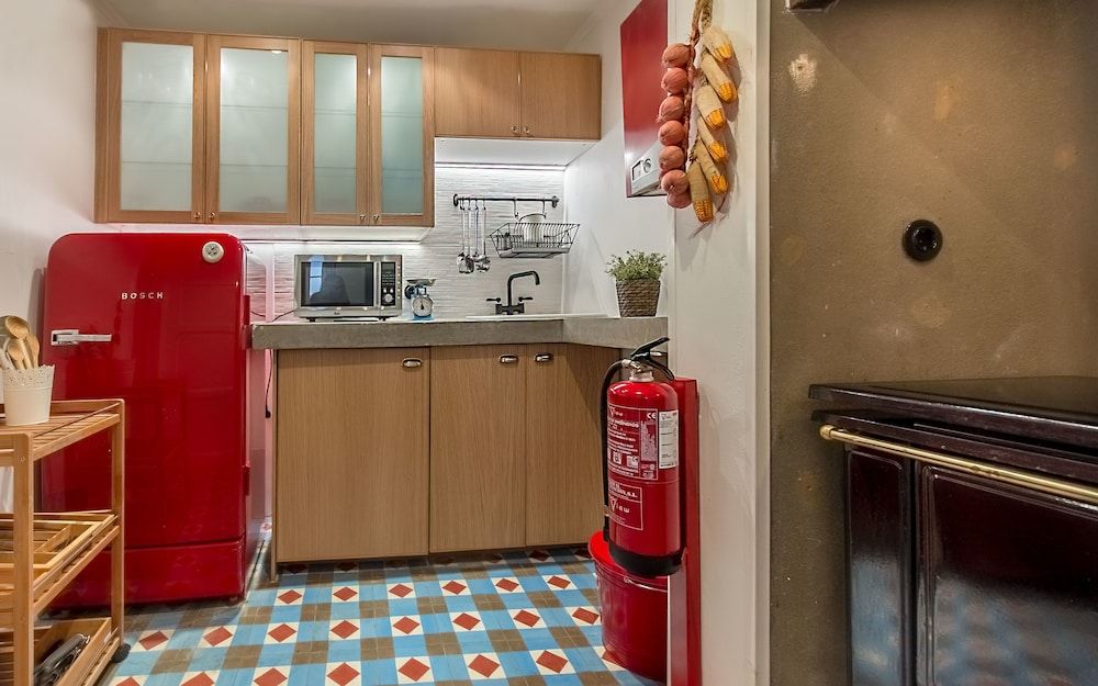 undefined Unique and Stylish Flat in Historic Lisbon 4