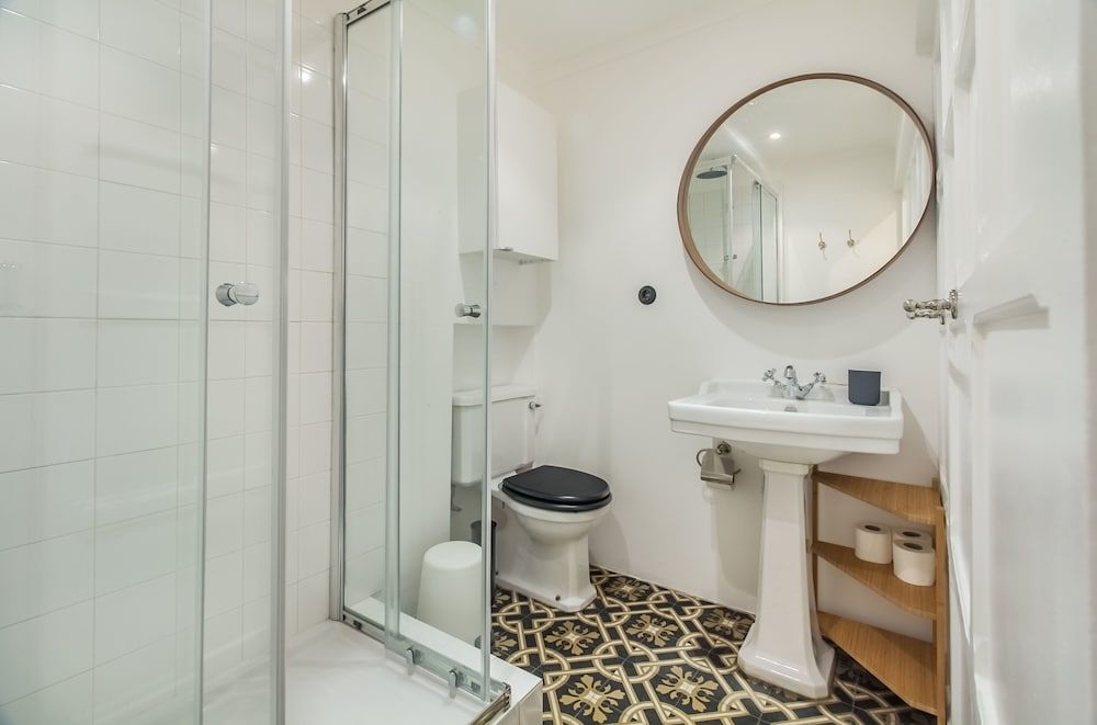 Unique and Stylish Flat in Historic Lisbon Apartment, 2 Bedrooms 12