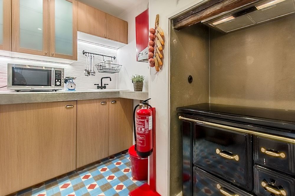 undefined Unique and Stylish Flat in Historic Lisbon 5