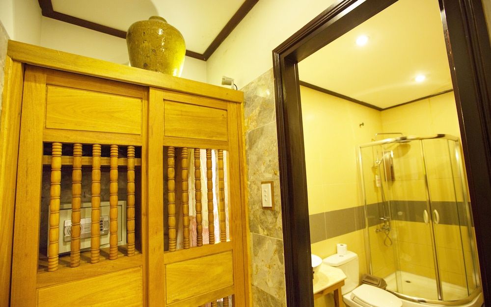 Hoi An Pho Library Hotel Standard Room, No Windows, Ground Floor 4