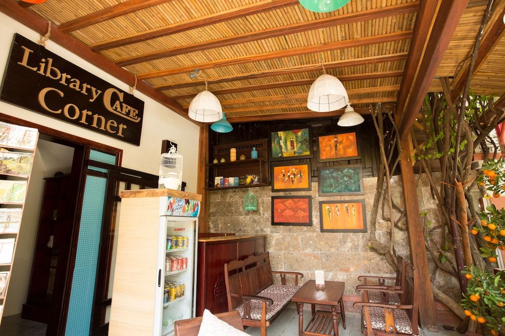 Cafe