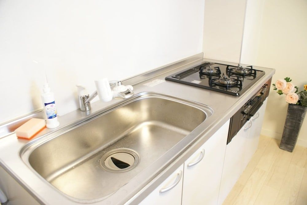 Shin-Osaka GRAND-H 302 SHIN-OSAKA GRAND-H 302 18