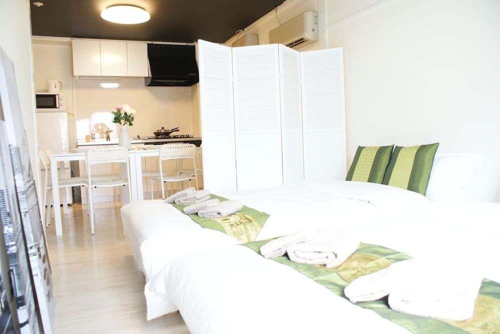 undefined Shin-Osaka GRAND-H 302