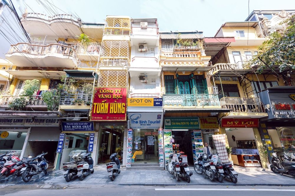 undefined OYO 604 Queen Hotel 5