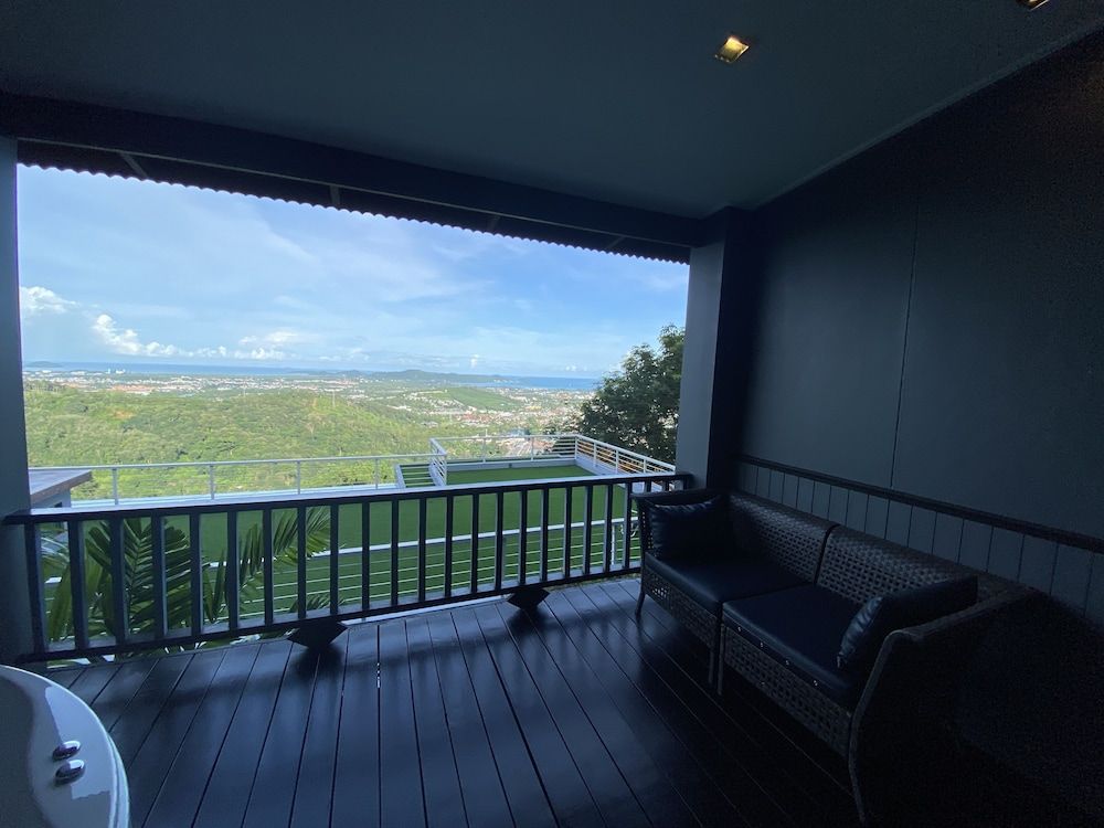 Phuket View Coffee and Resort Exotic Jacuzzi 8