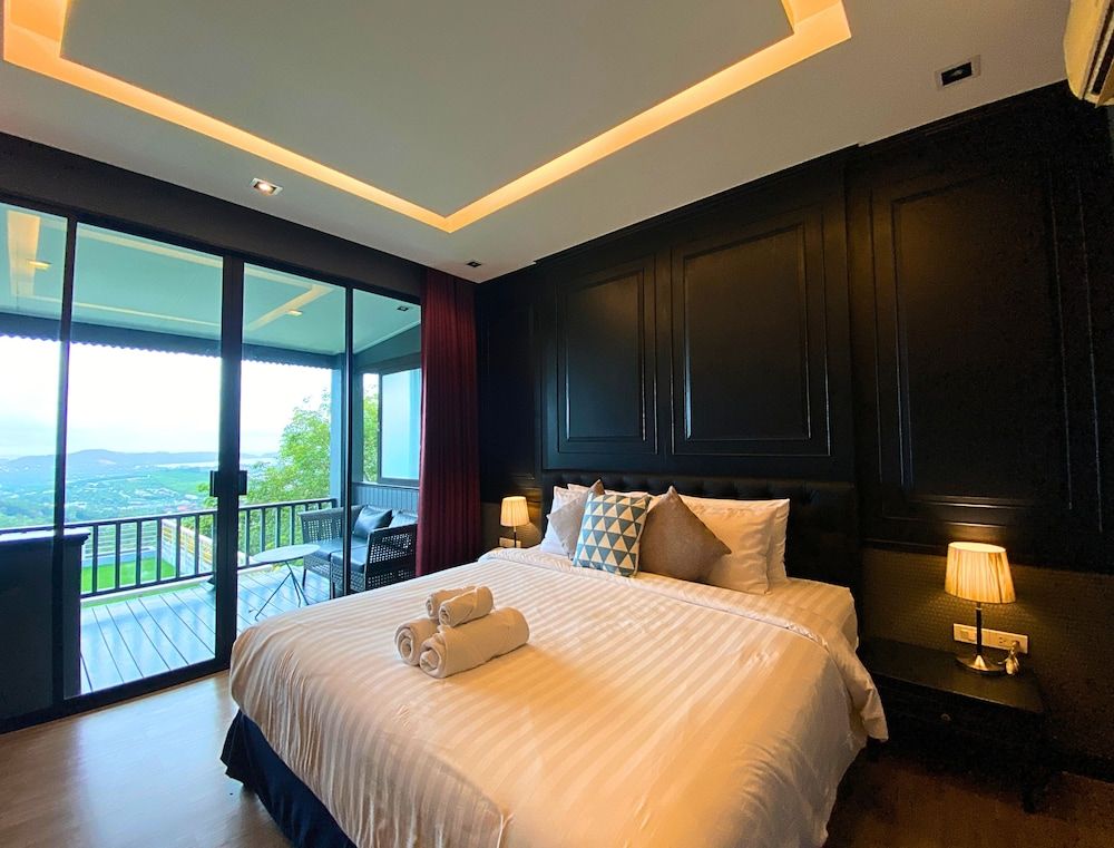 Phuket View Coffee and Resort Exotic Jacuzzi 3