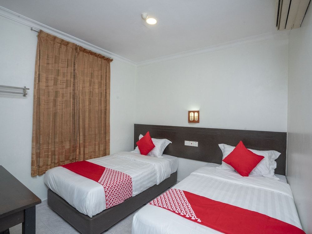 Fully Hotel Desa Tebrau Standard Twin Room 3