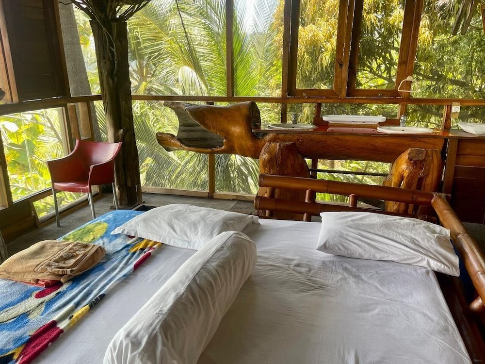 Karang Aji Beach Villa Signature Suite 3