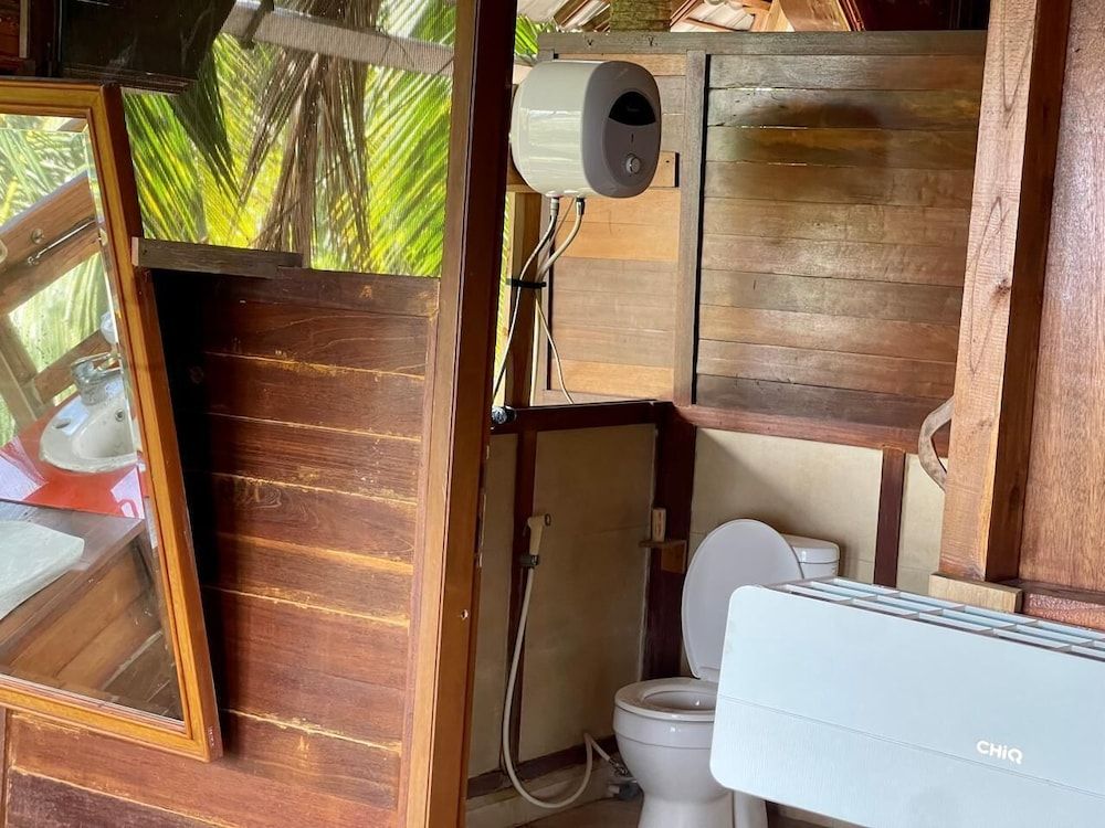 Karang Aji Beach Villa Signature Suite 10