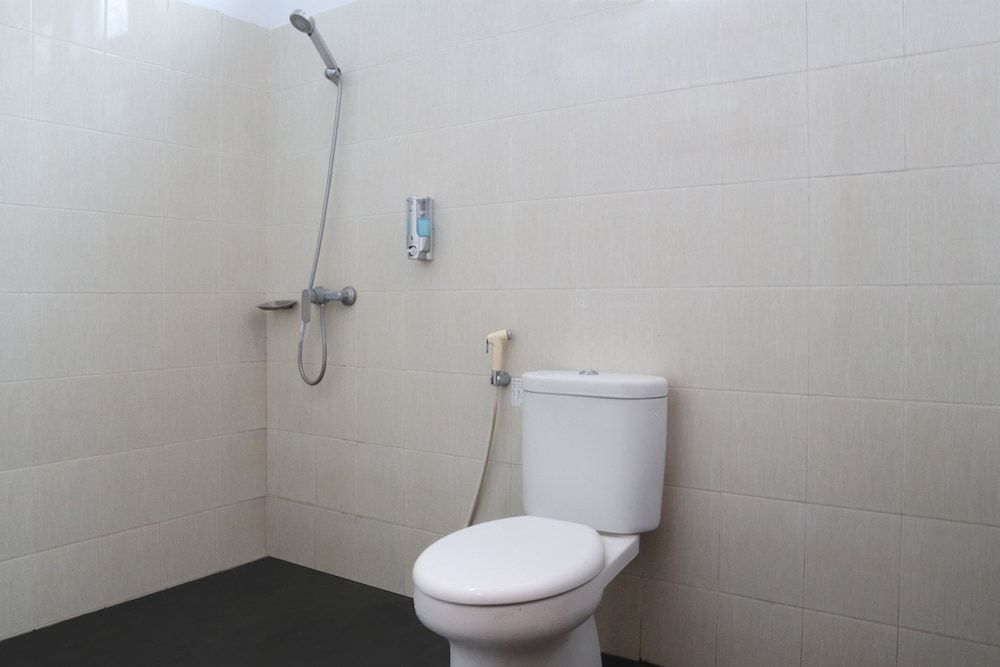 Hotel O M Authentic Kost Man Standard Single Room 5