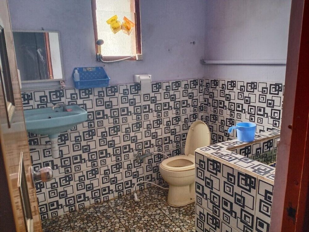 Elen Homestay by ABM Standard Double Room 3