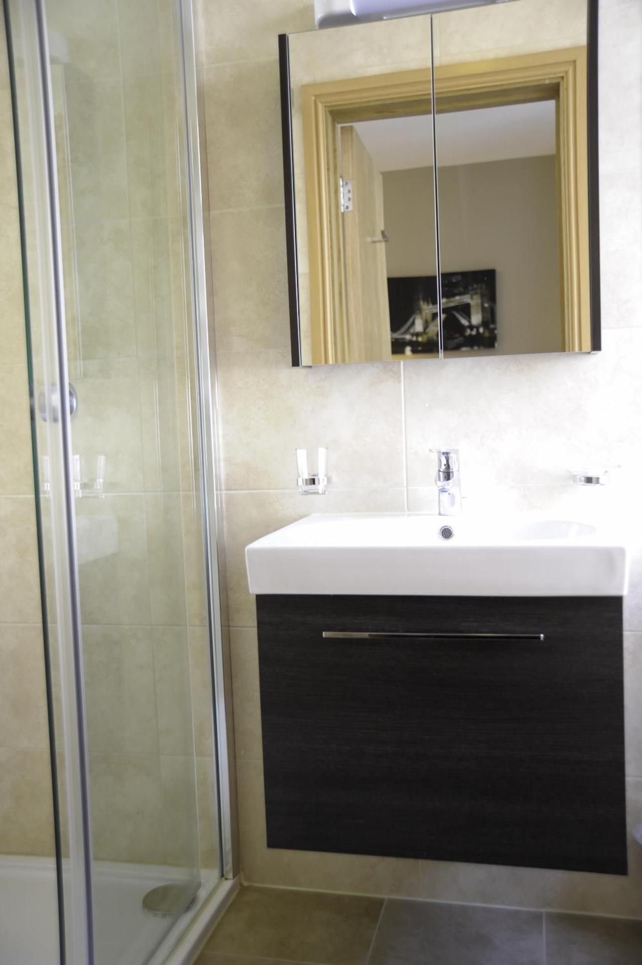 undefined Kings Cross Inn Hotel 10