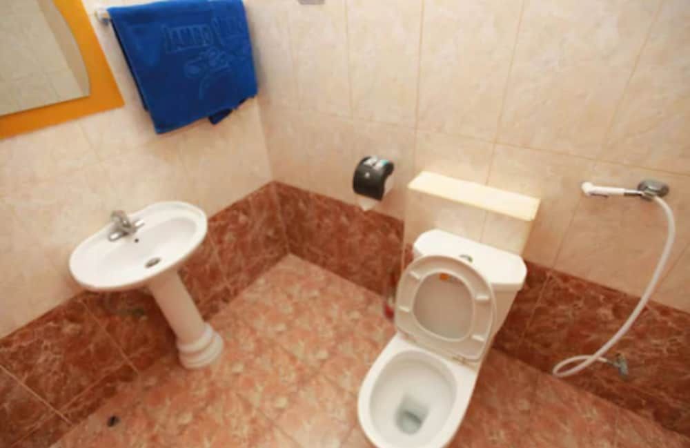 Jambo Village Hotel Standard Single Room 5