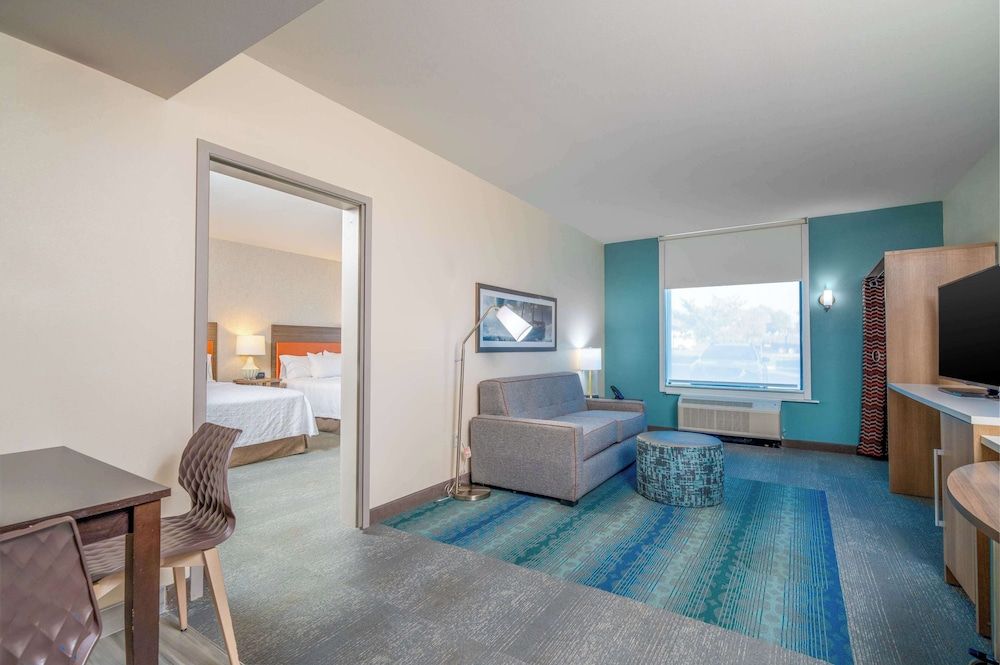 Suite, 2 Queen Beds, Accessible (Mobility & Hearing, Roll-In Shower)