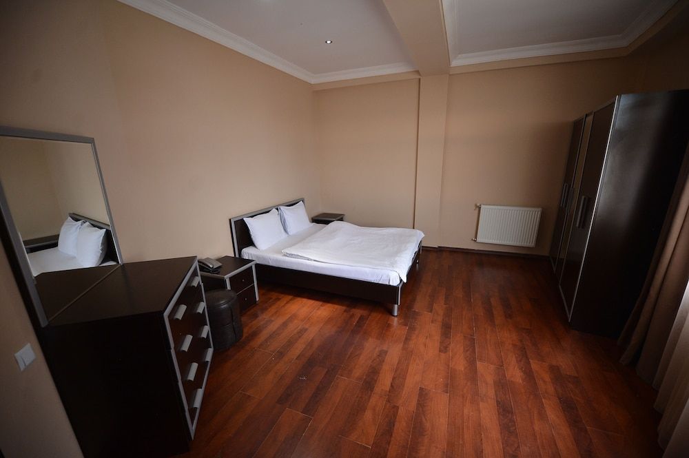 undefined Hotel Aquapark Batumi 5