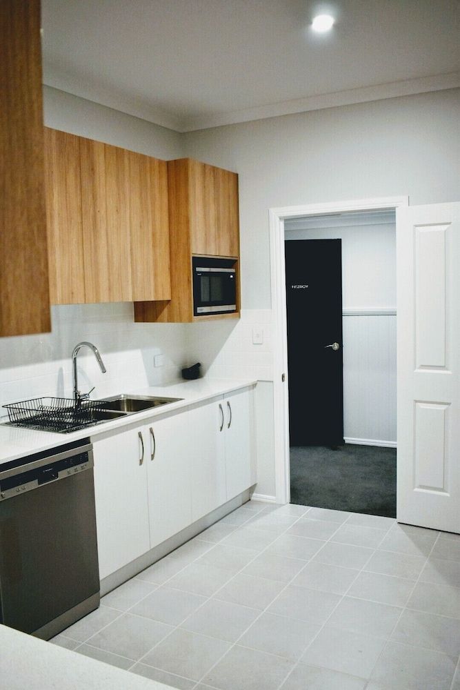 CocoBrew Boutique Apartments Two Bedroom Fitzroy Suite 9