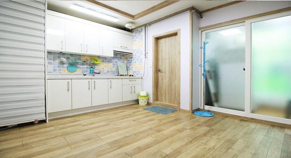 Byeoldul Pension C3 1.5room (Room 1 + Living Area + Bathroom)