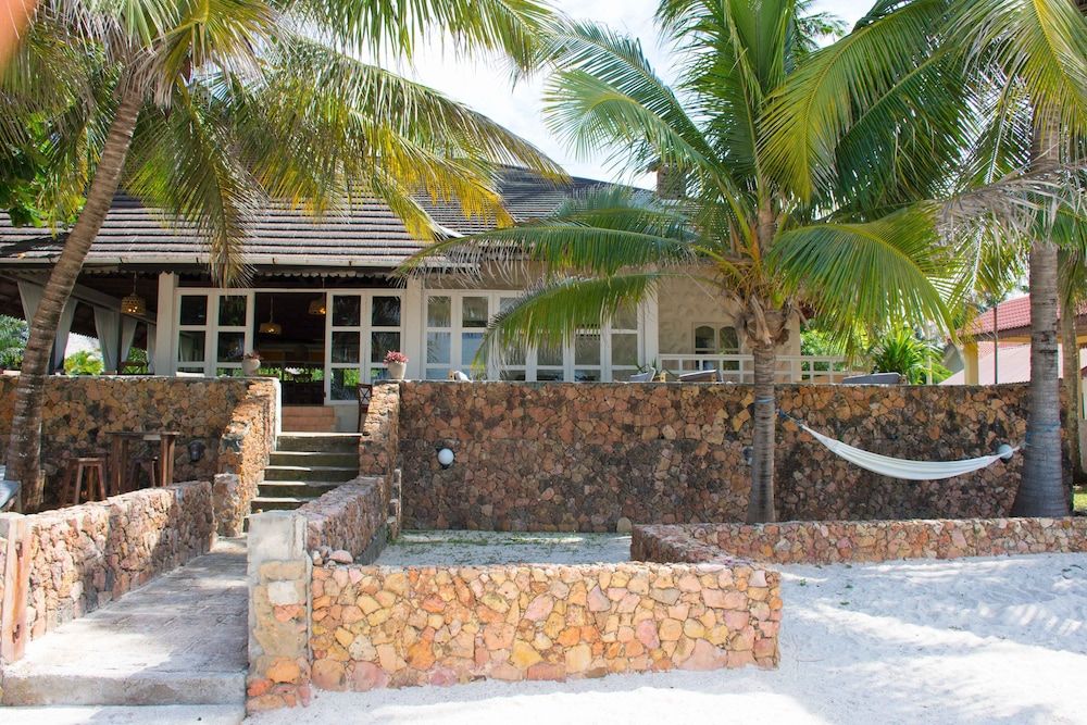 undefined Sarabi Zanzibar 10