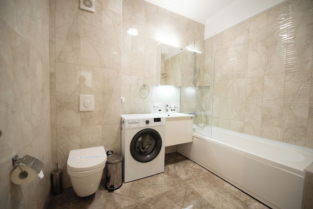 Solid Magic Apart-Hotel Deluxe Studio, Balcony, Partial Lake View 9