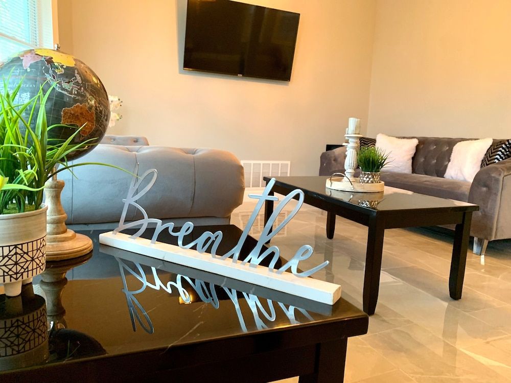 undefined The Maid of the Mist Villa-Yard &Parking 9