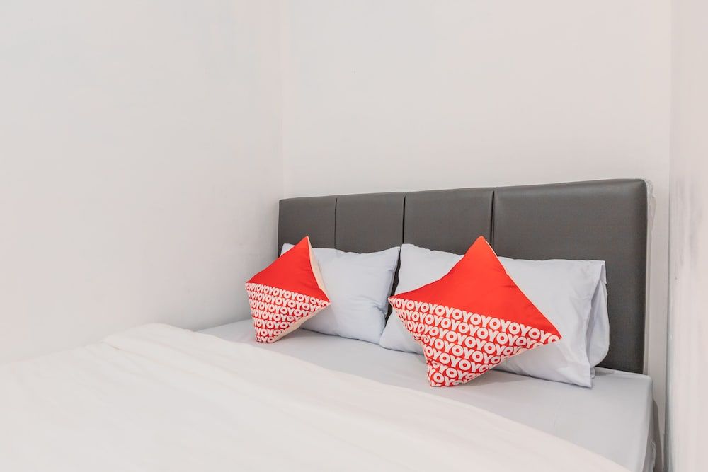 Super OYO 2223 J&b Room Utan Kayu Standard Double Room 10