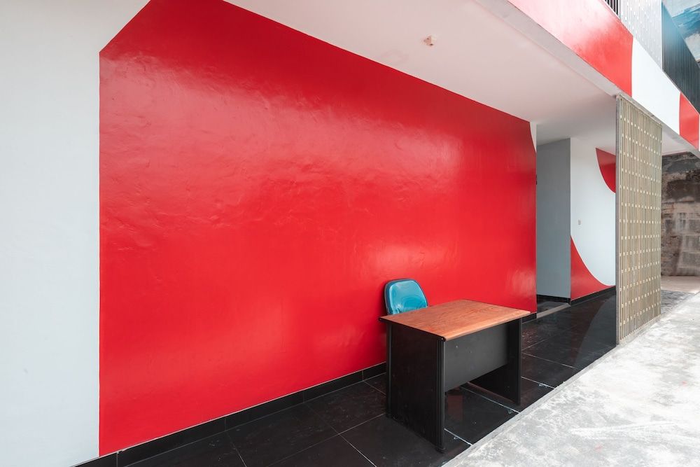 undefined Hotel O J&b Room Utan Kayu 7