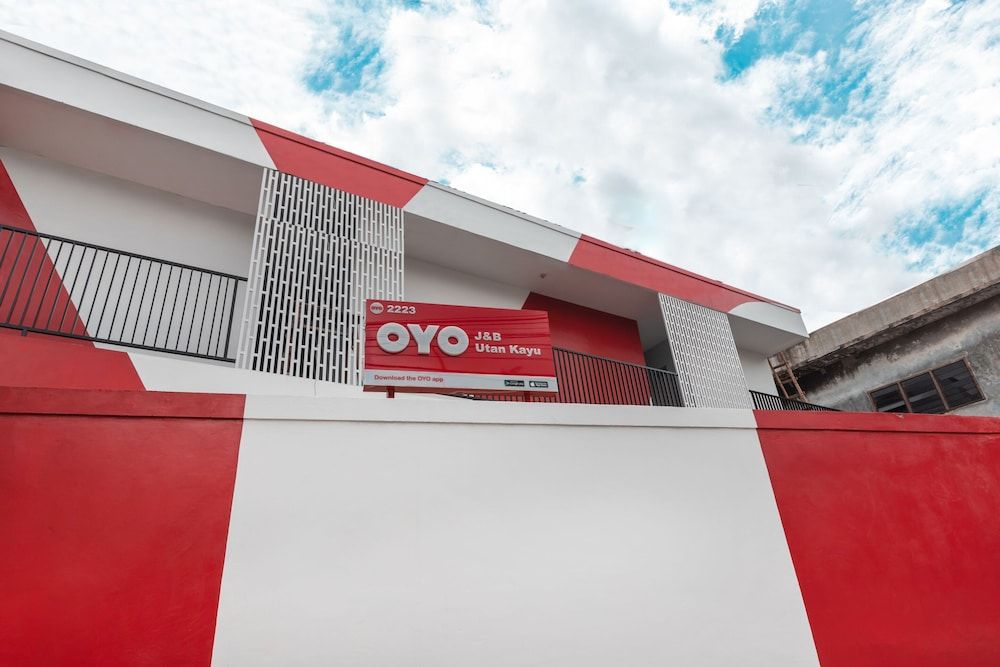 undefined Hotel O J&b Room Utan Kayu 4