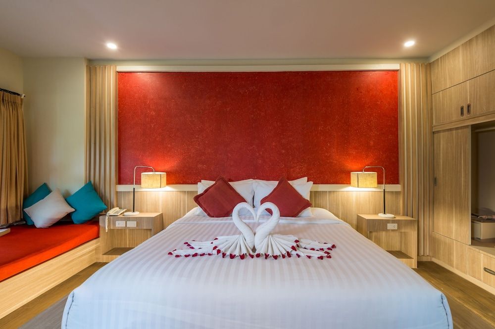 Lanta Sand Resort & Spa Villa Plunge Pool