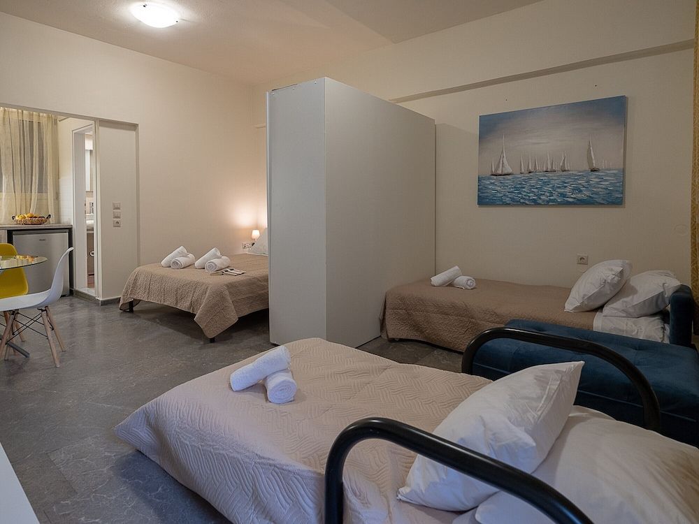 Luxury Apts Heraklion Center Family Room, 1 Queen Bed with Sofa bed, Non Smoking, Ground Floor 2