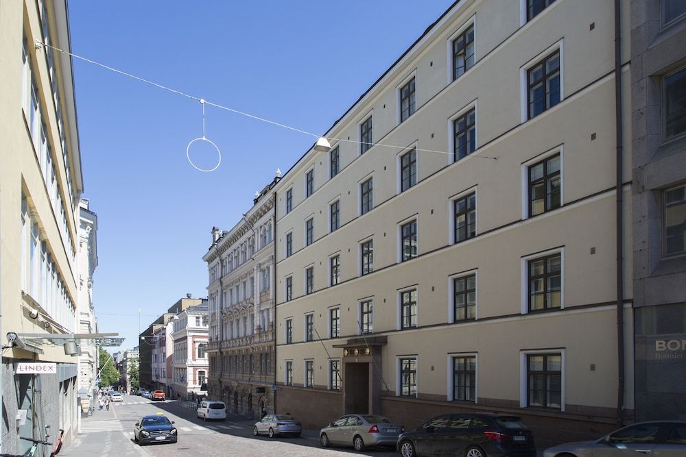 undefined 2ndhomes 2BR apartment by the Esplanade Park 3