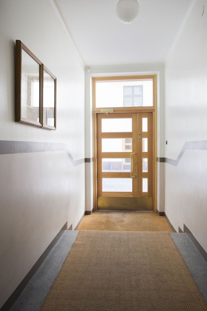 undefined 2ndhomes 2BR apartment by the Esplanade Park 5