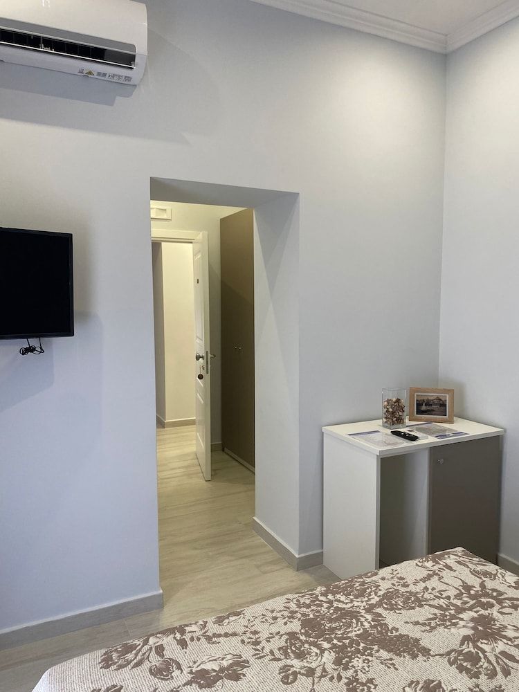 Toledo Relax City Room 5