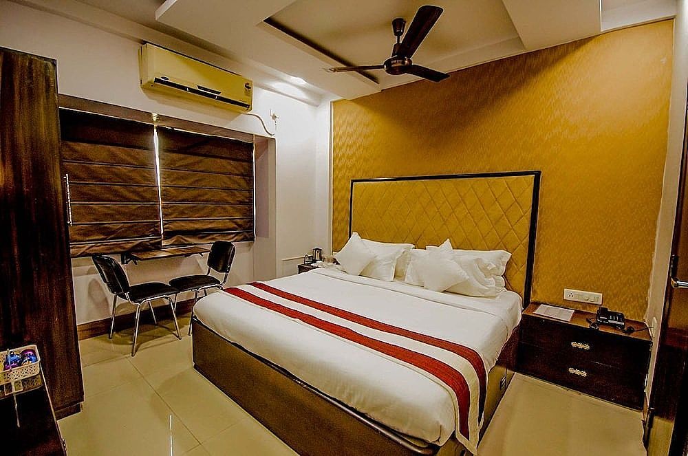 undefined Hotel Q-Inn 8